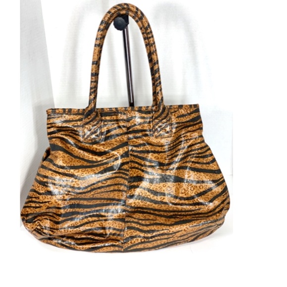 Carlos Santana Animal Print Hobo Bag - Picture 6 of 14